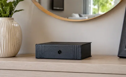 Camara espia Full HD en diseño tecnológico para guía de compra